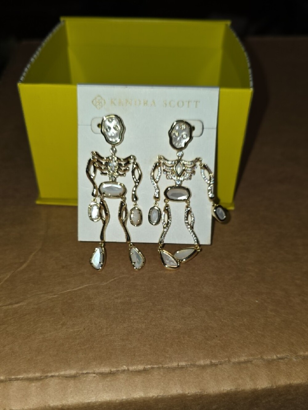 Kendra Scott Gold-tone Skeleton Drop Earrings with Mother Of Pearl Accents - Picture 4 of 5